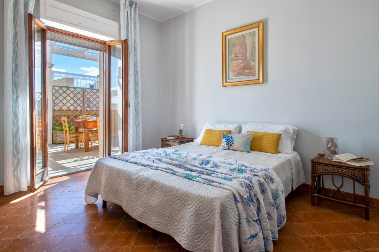 Apartmán Lungomare Garibaldi - Attico A Due Passi Dal Mare Alghero Exteriér fotografie