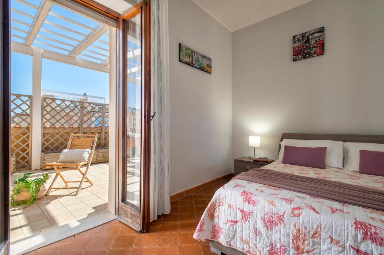 Apartmán Lungomare Garibaldi - Attico A Due Passi Dal Mare Alghero Exteriér fotografie