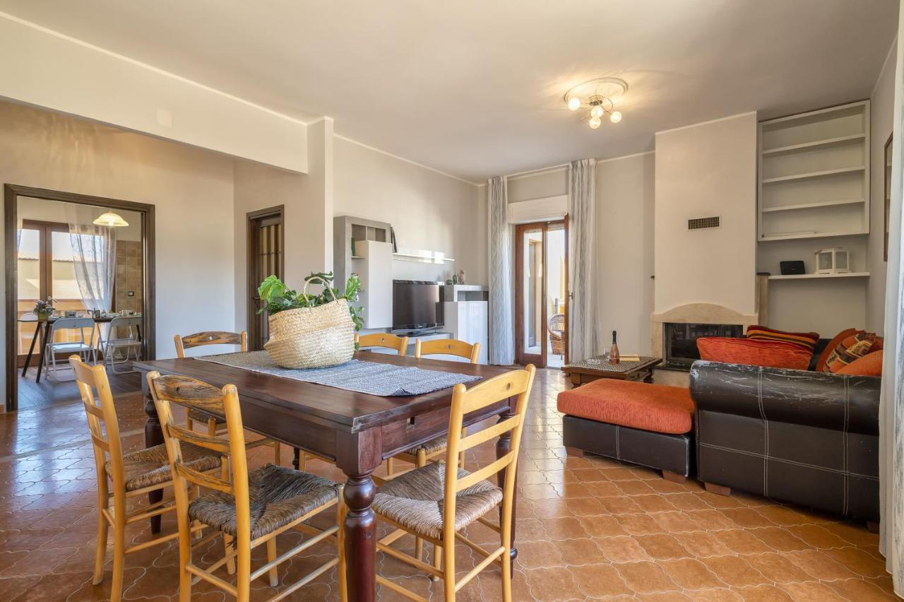 Apartmán Lungomare Garibaldi - Attico A Due Passi Dal Mare Alghero Exteriér fotografie